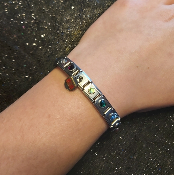 Retro Stainless steel charm bracelet - Picture 2 of 3